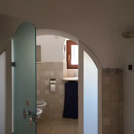 Trullo Specchia * Cisternino