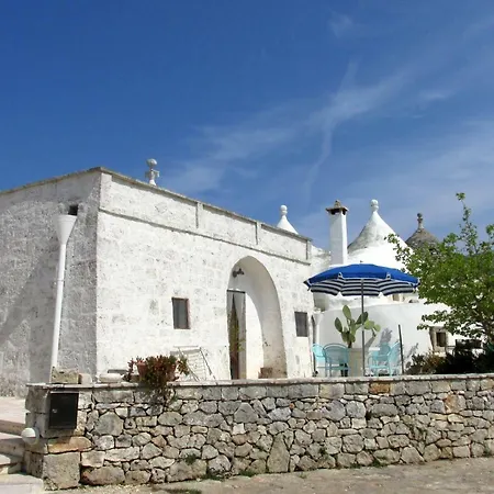 Trullo Specchia Casa de Férias Cisternino